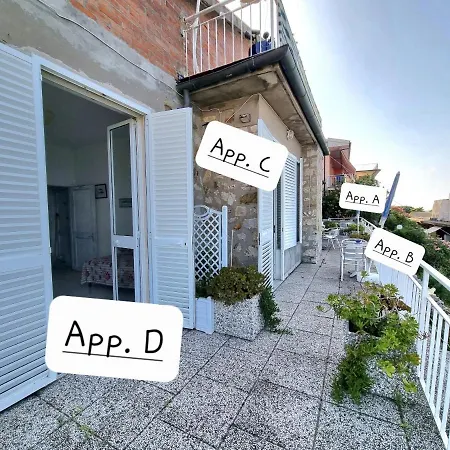 La Terrazza Sulle Ghiaie - Goelba Apartment Portoferraio