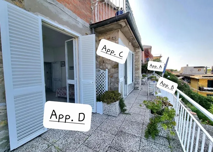 La Terrazza Sulle Ghiaie - Goelba Apartment Portoferraio