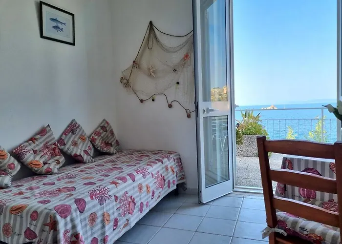 Apartment La Terrazza Sulle Ghiaie - Goelba Portoferraio