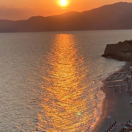 Lägenhet La Terrazza Sulle Ghiaie - Goelba Portoferraio