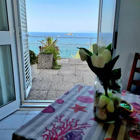 Lägenhet La Terrazza Sulle Ghiaie - Goelba Portoferraio