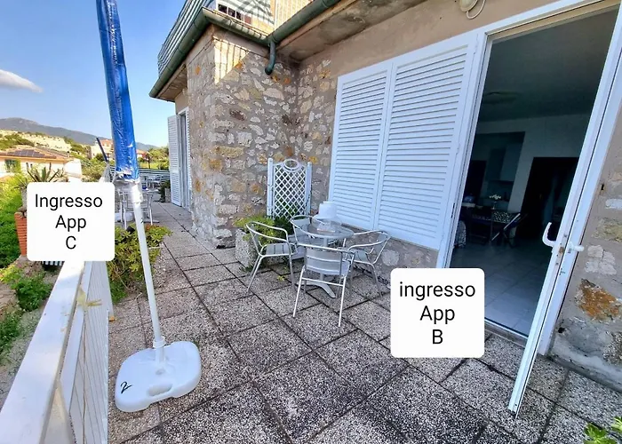 La Terrazza Sulle Ghiaie - Goelba Appartement