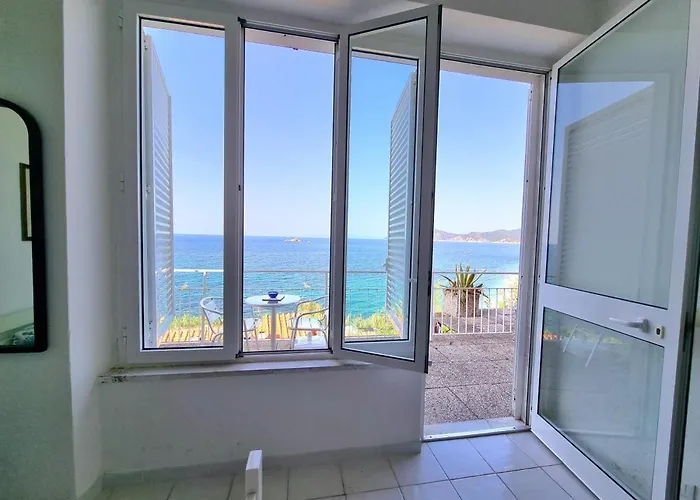 La Terrazza Sulle Ghiaie - Goelba *